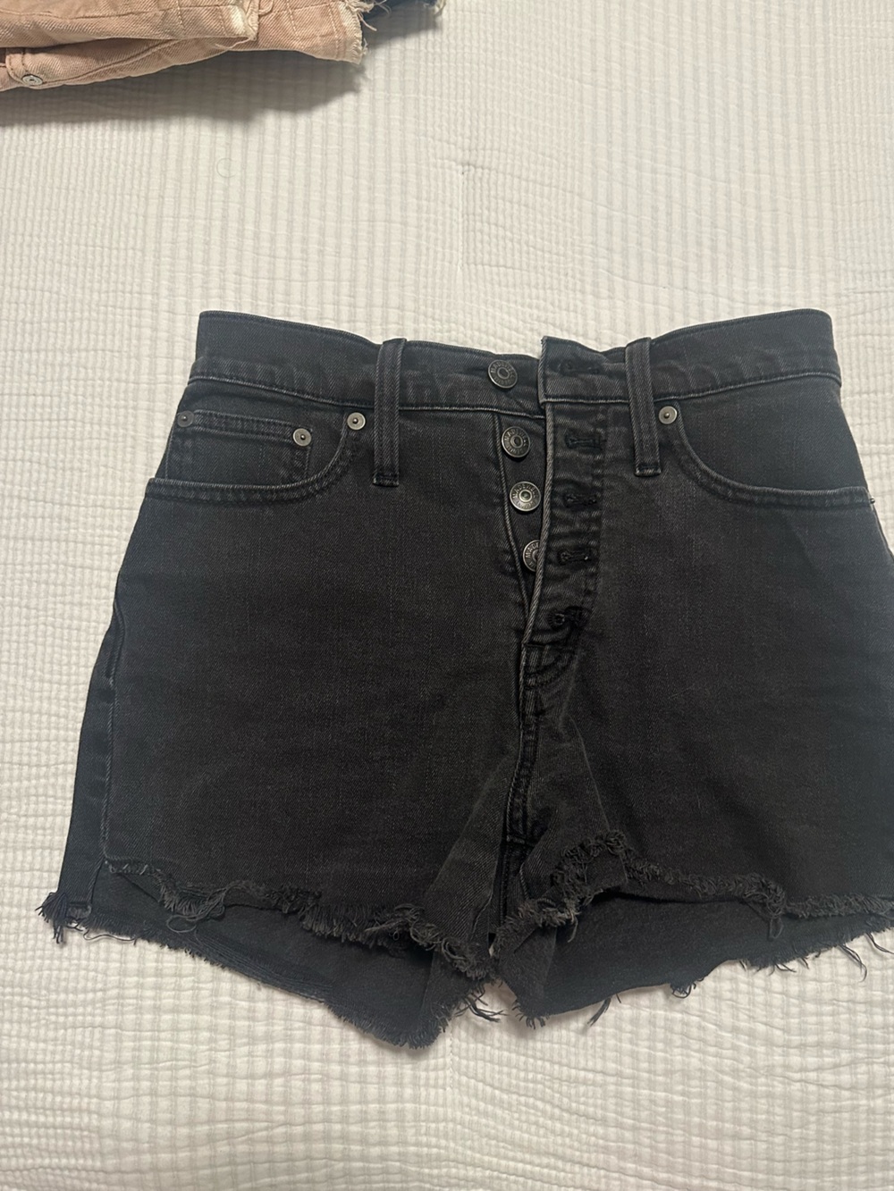 Madewell Black High-Rise Button-Front Frayed Hem Denim Shorts